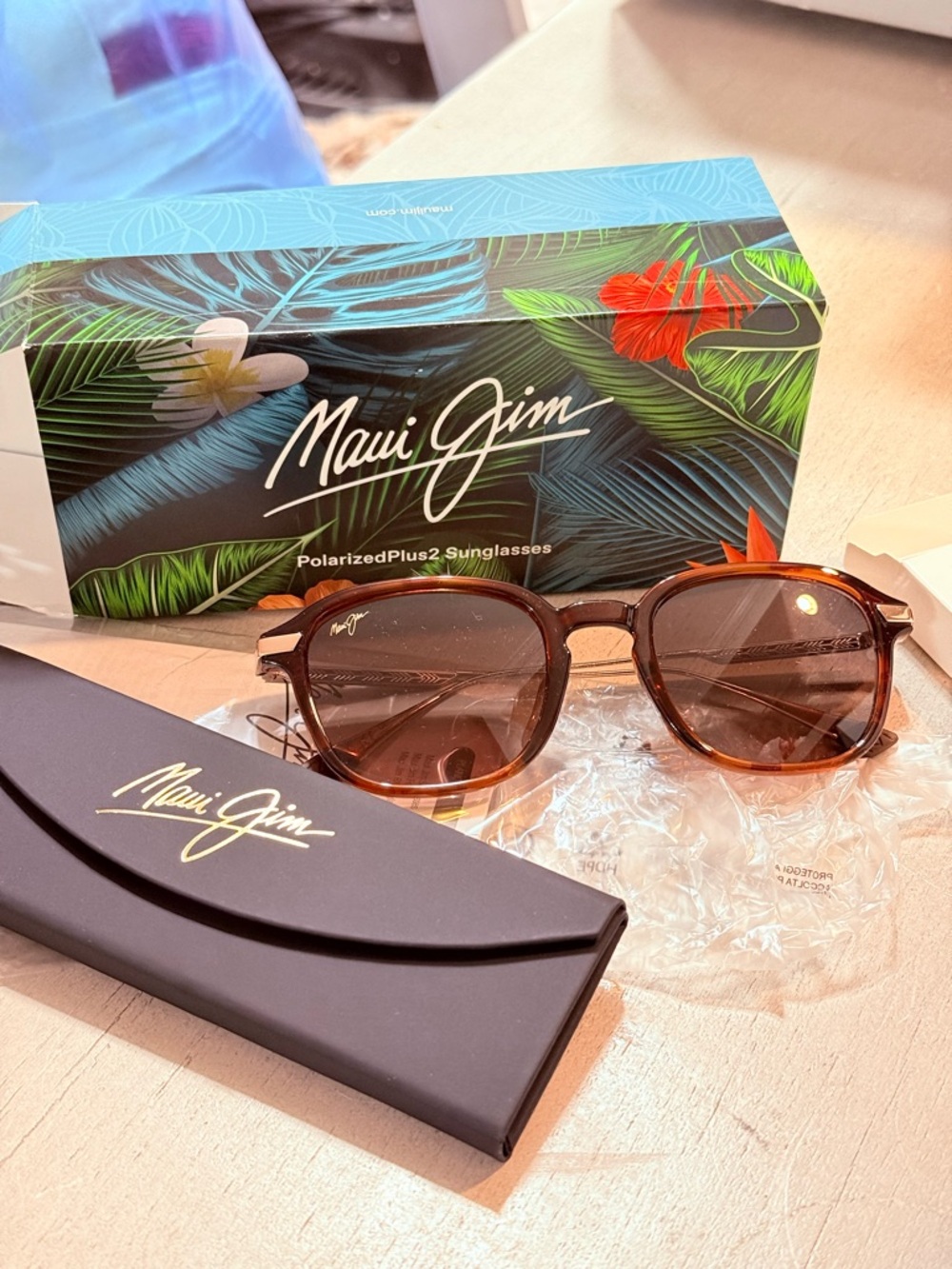 Maui Jim Kaouo Havana polarized Sunglasses new
